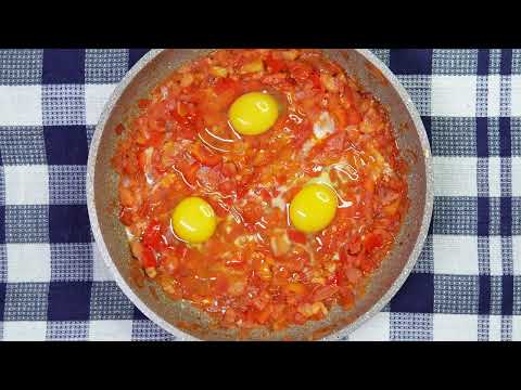 Shakshuka Recipe | Delicious One-Pan Mediterranean Breakfast