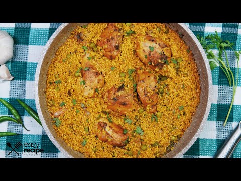 Easy Puerto Rican Chicken & Rice Recipe (Arroz con Pollo)