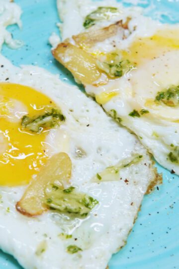 Spanish Garlic Eggs Recipe