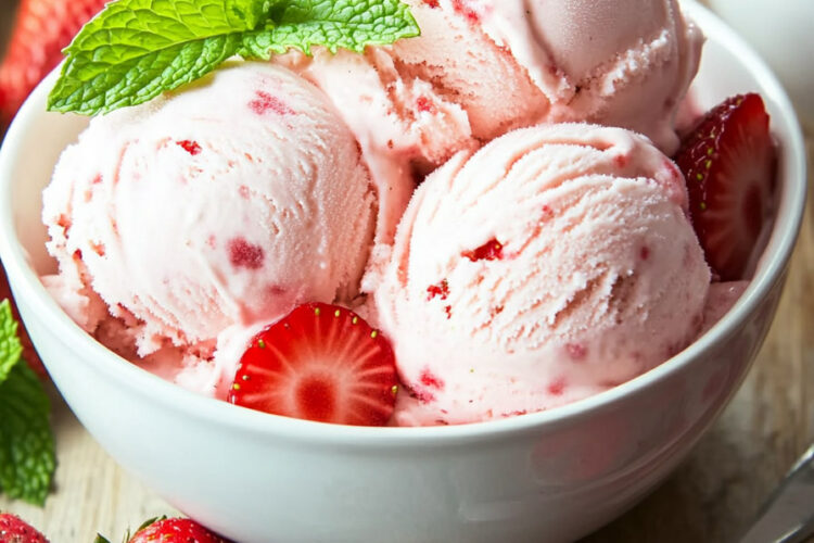 Blender Strawberry Ice Cream